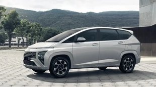 New Car Launch । Hyundai Motors । Hyundai Stargazer । MPV । Maruti Ertiga । Kia Carens । Car Bike News
