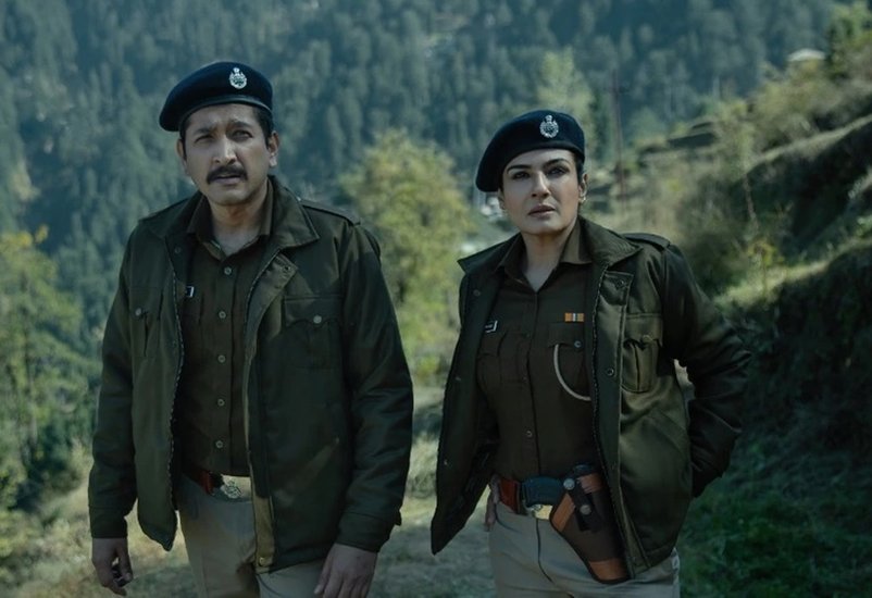 Aranyak: रवीना टंडन की इस वेब सीरीज को भी 7.8 की रेटिंग मिली है। इसे नेटफ्लिक्स पर देख सकते हैं। 
