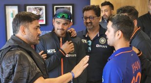 IND vs ENG MS Dhoni Ishan Kishan Team India Dressing Room India vs England