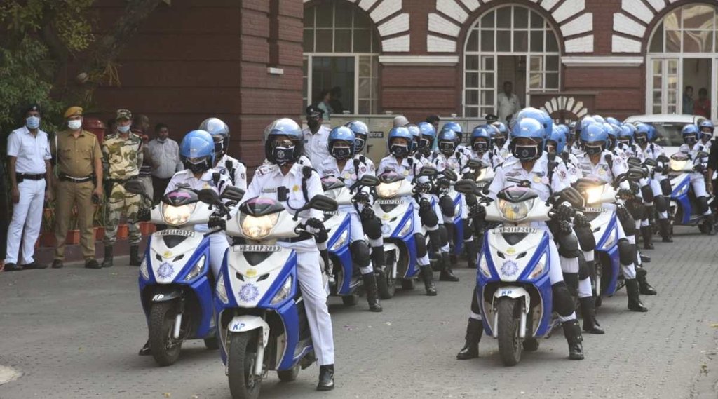 West bengal | Kolkata Police | kolkata police uniform colour | police uniform | कोलकाता पुलिस | खाकी वर्दी