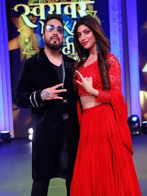 MIKA SINGH GOT HIS BRIDE IN MIKA DI VOHTI