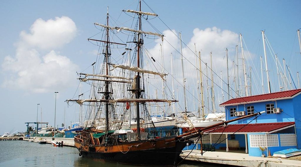 merchant navy, merchant navy jobs, how to join merchant navy in hindi