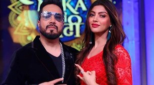 Akanksha Puri, Mika Singh
