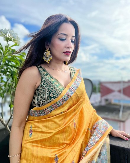 बता दें कि हाल ही में मोनालिसा ने एक इंटरव्यू में कहा है कि शादी से पहले कई बार उनके अफेयर की अफवाहें उड़ती थीं।