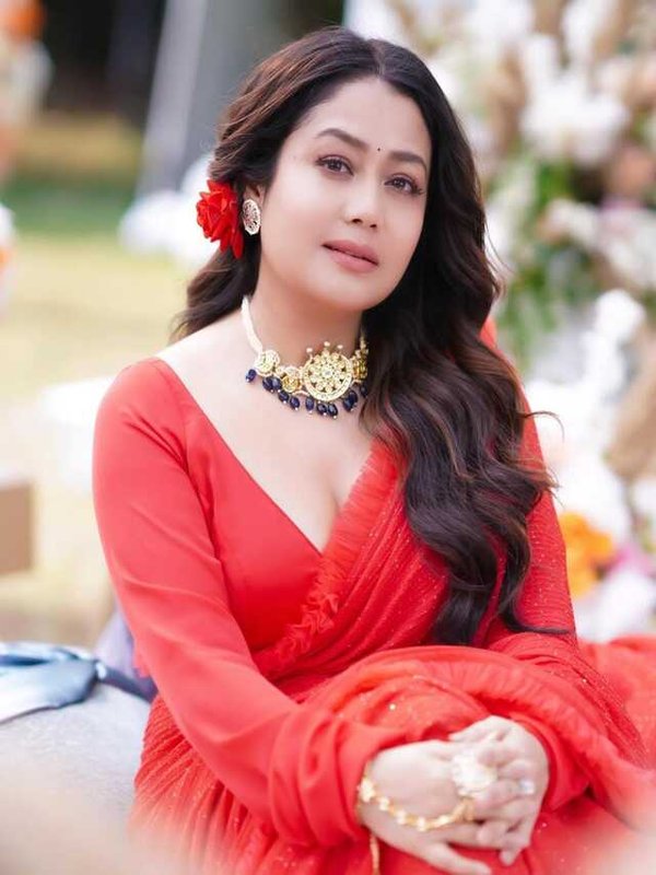 NEHA KAKKAD FIRST TATTOO FOR HER HUSBAND ROHANPREET