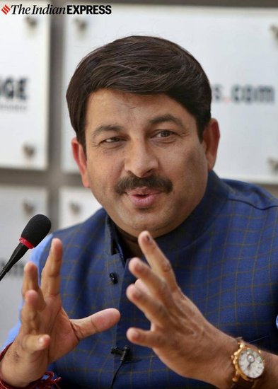 Manoj Tiwari: उत्तर पूर्वी दिल्ली से बीजेपी सांसद मनोज तिवारी अपने दोनों दोस्तों से अमीर हैं। 2019 में उन्होंने बताया था कि उनके पास लगभग 24.28 करोड़ रुपये की चल अचल संपत्ति है।