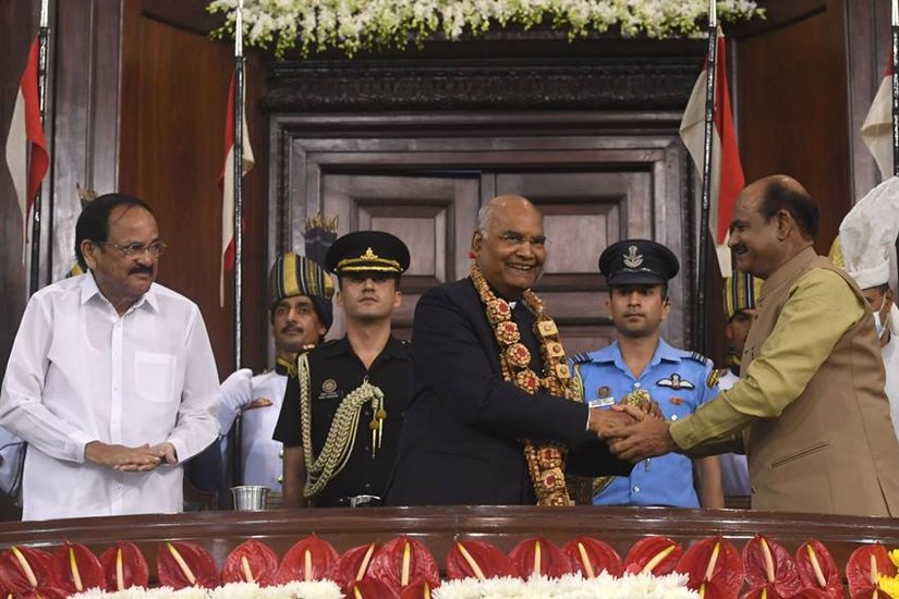 President Farewell: राष्ट्रपति रामनाथ कोविंद (Ramnath Kovind) का कार्यकाल 24 जुलाई की मध्यरात्रि तक का है। 25 जुलाई को द्रौपदी मुर्मू (Draupadi Murmu) नए राष्ट्रपति पद की शपथ लेंगी। 23 जुलाई को संसद में राष्ट्रपति कोविंद के लिए फेयरवेल पार्टी का आयोजन किया गया।