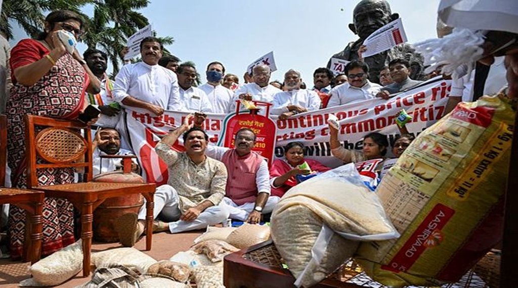 Protest of Opposition on GST, Congress Party, Smriti Irani