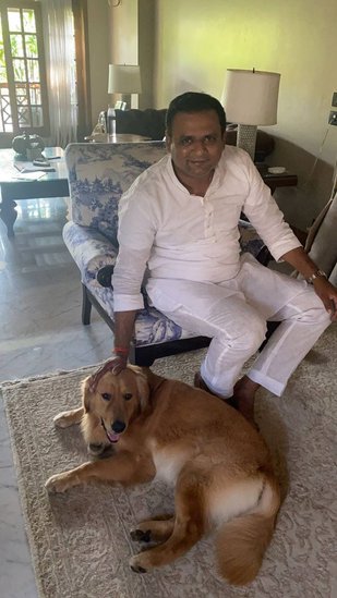 राहुल नार्वेकर का नाम देश में किसी भी सदन के सबसे युवा स्पीकर के तौर पर दर्ज हो गया है। वह मात्र 45 साल की उम्र में महाराष्ट्र के विधानसभा अध्यक्ष चुने गए हैं।