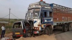 हादसे की कड़ियां