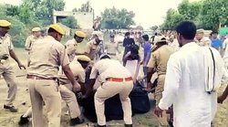 राजस्थानः खुद को जलाने वाले साधू का निधन, बीजेपी सांसद ने की सीबीआई जांच की मांग, कांग्रेस विधायक ने भी उठाए सवाल