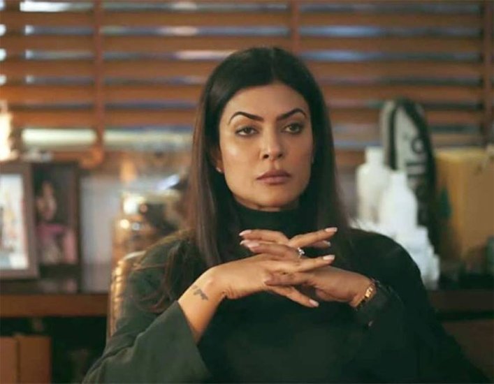 Sushmita Sen: सुष्मिता सेन ने मिस यूनिवर्स का खिताब जीत पूरी दुनिया में भारत का नाम ऊंचा किया था। फिर वह फिल्मी दुनिया में आईं औऱ यहां भी करोड़ों के दिलों पर राज किया। लेकिन प्यार के मामले में सुष्मिता सेन की किस्मत काफी खराब रही। उन्होंने कई लोगों संग दिल लगाया लेकिन प्यार कहीं मुकम्मल नहीं हुआ। सुष्मिता फिलहाल ललित मोदी को डेट कर रही हैं।&nbsp;