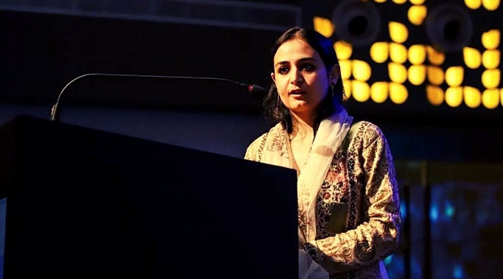 Sana Irshad Mattu, Delhi airport