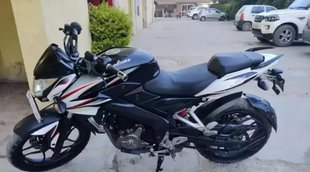 Second Hand Bike । Sports Bike । Bajaj Pulsar NS200 । Car Bike News
