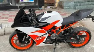 second hand sports bike । KTM RC 200 । Second Hand KTM RC 200 । Car Bike News