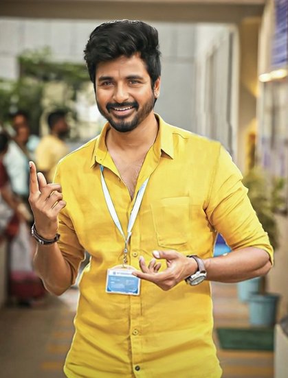 Sivakarthikeyan: सिवाकार्तिकेयन ने स्टैंड अप कॉमेडियन के तौर पर अपना करियर शुरू किया था। उन्होंने टीवी के कई कॉमेडी शो में हिस्सा लिया था।  