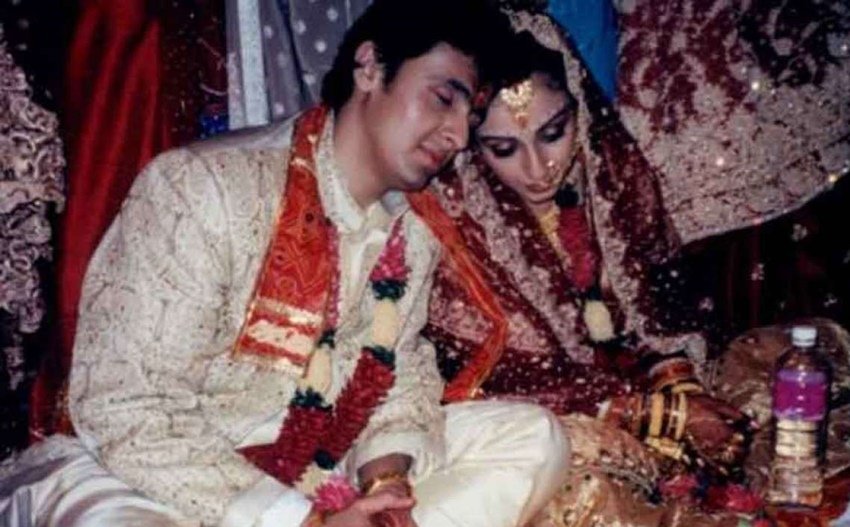 करीब सात साल तक डेट करने के बाद दोनों ने शादी करने का फैसला लिया। सोनू निगम ब्राह्मण थे तो वहीं मधुरिमा बंगाली परिवार से थीं लेकिन उनकी शादी में कोई समस्या नहीं हुई। 