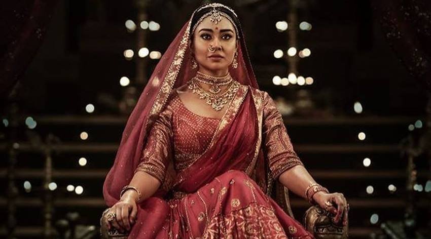 Shriya Saran: श्रिया सरन को रोटी सब्जी पसंद है।