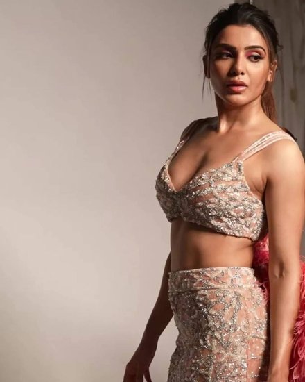 Samantha: समांथा रुथ को नारियल की चटनी के साथ इडली और सांभर बहुत ज्यादा पसंद है।