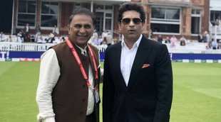 Sunil Gavaskar Sachin Tendulkar1