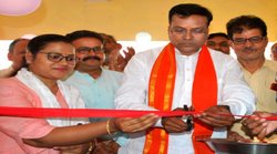 सुरेंद्र कुशवाहा, यूपी के विधायक जो नहीं लेते वेतन, स्‍कूल में लगाते हैं पाठशाला