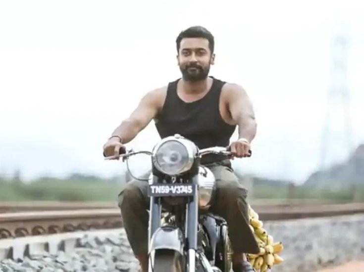 सूर्या भले ही आज साउथ इंडस्ट्री के टॉप एक्टर्स में शामिल हों लेकिन एक वक्त पर वह कपड़ा फैक्ट्री में काम किया करते थे।    