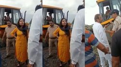 औकात है तो नौकरी से हटाकर दिखा, चल दफा हो.. बीच सड़क महिला SDM ने पूर्व विधायक को फटकारा
