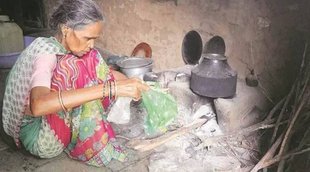 woman| ujjawala yojna| gas price hike|