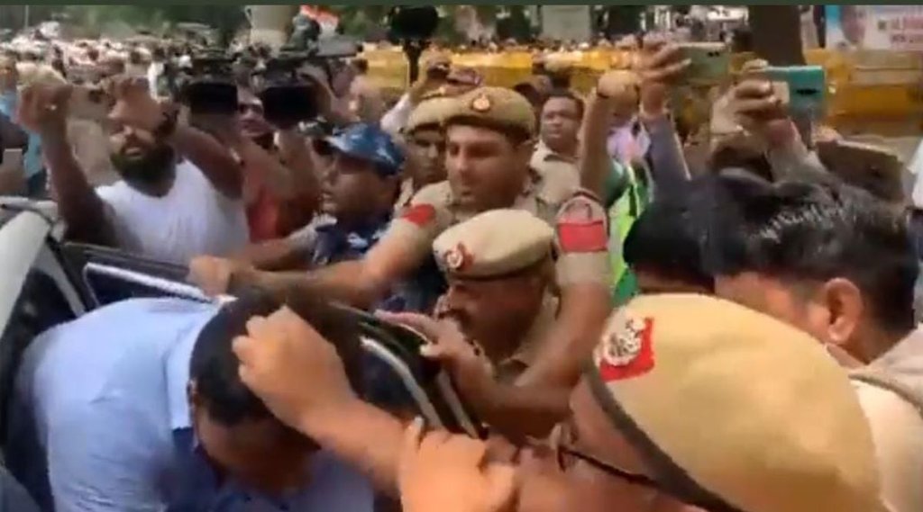new delhi| congress| bv srinivas|