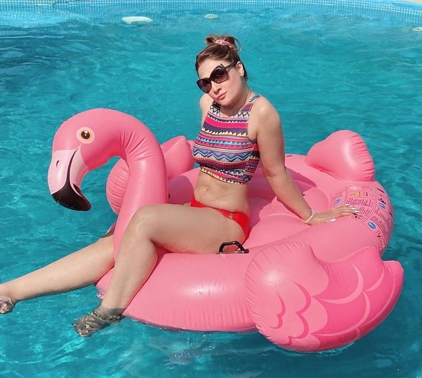 इसके बाद उर्वशी ने दोबारा शादी करने के बारे में नहीं सोचा और अकेले ही अपने बच्चों की परवरिश की। 