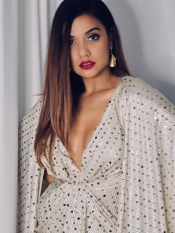 divya agarwal ka swag