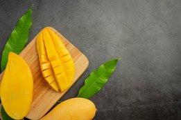 Some fruits can increase weight, weight gain fruits, avoid fruits for weight loss