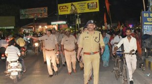 namaz at meerut mall | Lulu Mall controversy lucknow | Meerut police