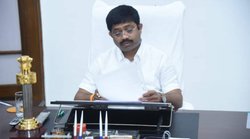 अकबर को औलाद की दुआ देने वाले सूफी की मजार पर पहुंचे सीएम योगी के मंत्री नंद गोपाल नंदी, पढ़ें सूफी हजरत शेख सलीम चिश्ती की कहानी