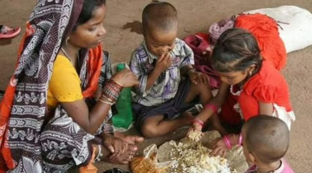 देश की 21.9% आबादी गरीबी रेखा से नीचे (Photo | File/AP)