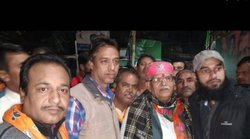 उदयपुर मामले के आरोपी की तस्वीर भाजपा नेता के साथ वायरल, लोगों ने पूछा – बीजेपी के इतने करीब होकर ये आतंकी कैसे बना?