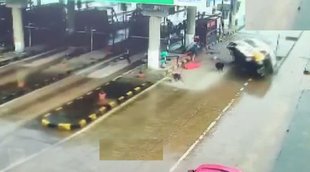 Toll Accident, Ambulance, three dead
