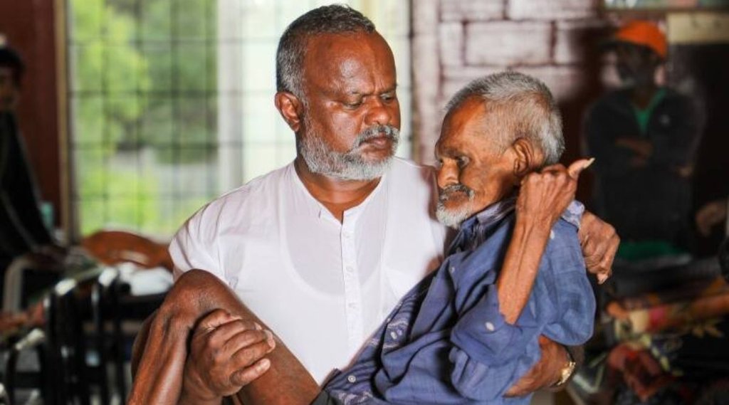 Bengaluru | Auto Raja | messiah for homeless people