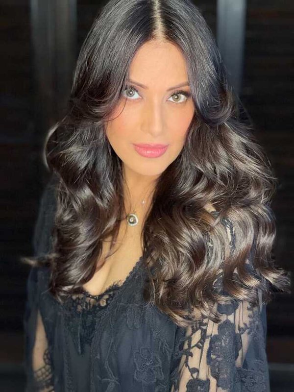 BIPASHA BASU IN BLACK AVATAR