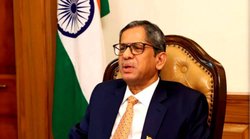 ‘I Am Sorry’: कार्यकाल के आखिरी दिन CJI रमना ने क्यों कहा सॉरी? जानिए