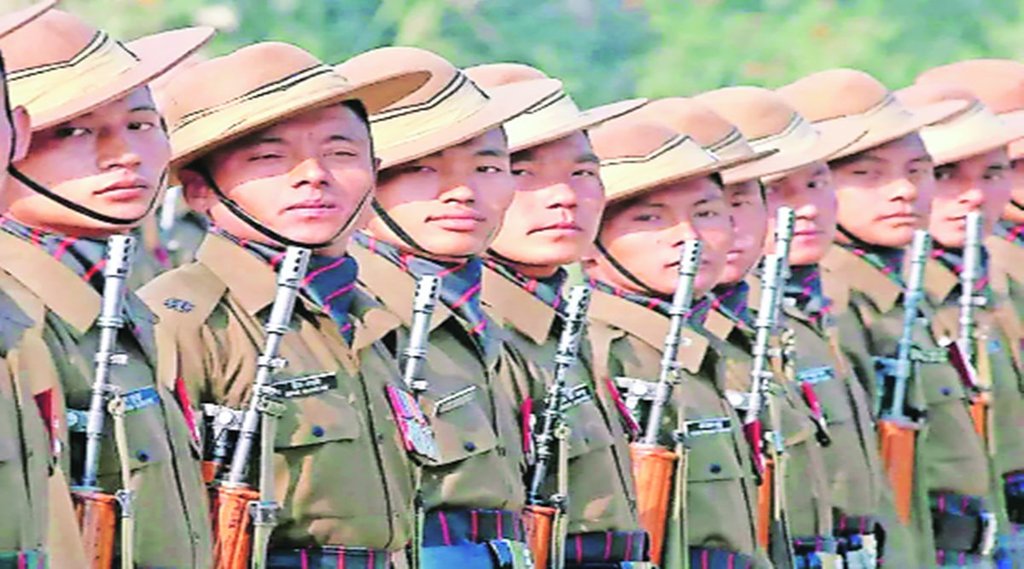 सेना में गोरखा जवानों की भर्ती : नेपाल में क्यों उठ रहे सवाल