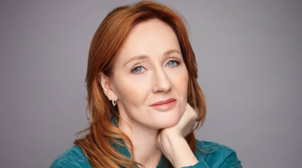 jK rowling | harry potter writer gets death threat | सलमान रुश्दी | राइटर जेके रोलिंग