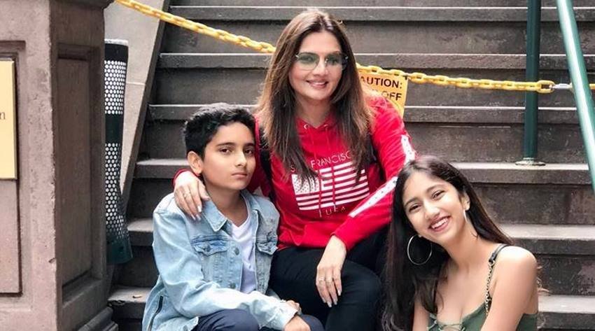 दीपिशखा नागपाल ने अपने पति केशव अरोड़ा से तलाक के बाद आरोप लगाया था कि उनके एक्स हसबैंड ने उन्हें और उनके बच्चे को जान से मारने की धमकी दी है। दीपशिखा ने पुलिस में शिकायत भी दर्ज कराई थी।