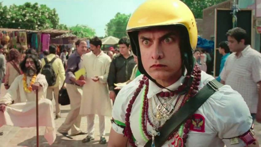 PK: आमिर खान की फिल्म पीके को लेकर कुछ लोगों का कहना था कि हिंदू धर्म की मान्यताओं को ठोस पहुंचाई गई है। हालांकि इस विरोध का कोई असर फिल्म पर नहीं पड़ा था। पीके उस साल की सबसे बड़ी हिट साबित हुई थी।