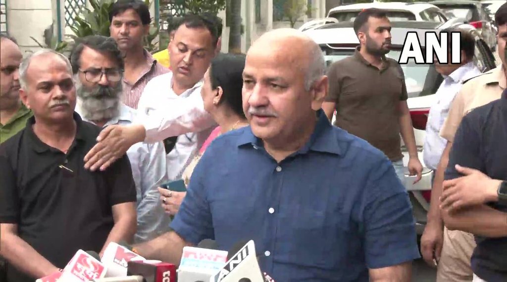 delhi liquor policy , Manish Sisodia , Manish Sisodia bank locker