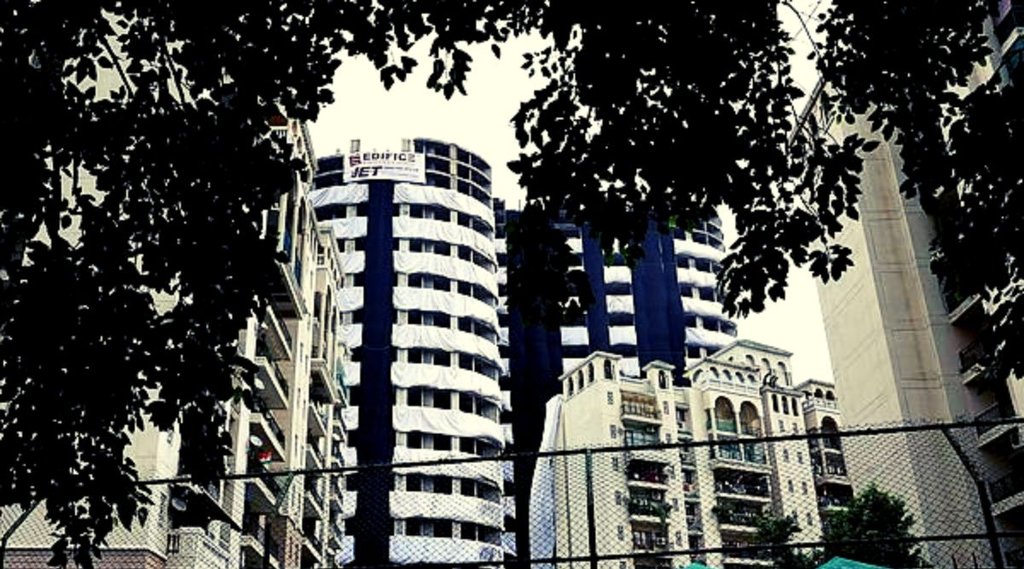Noida, twin tower latest news