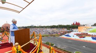 PM Modi Gandhi| PM Modi News| PM Modi Congress|