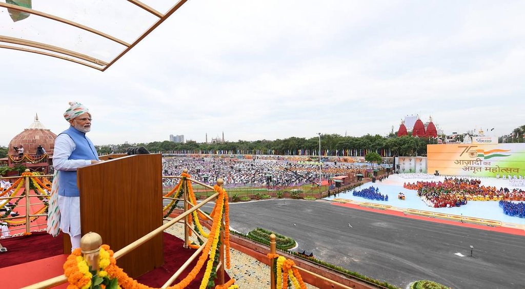 PM Modi Gandhi| PM Modi News| PM Modi Congress|