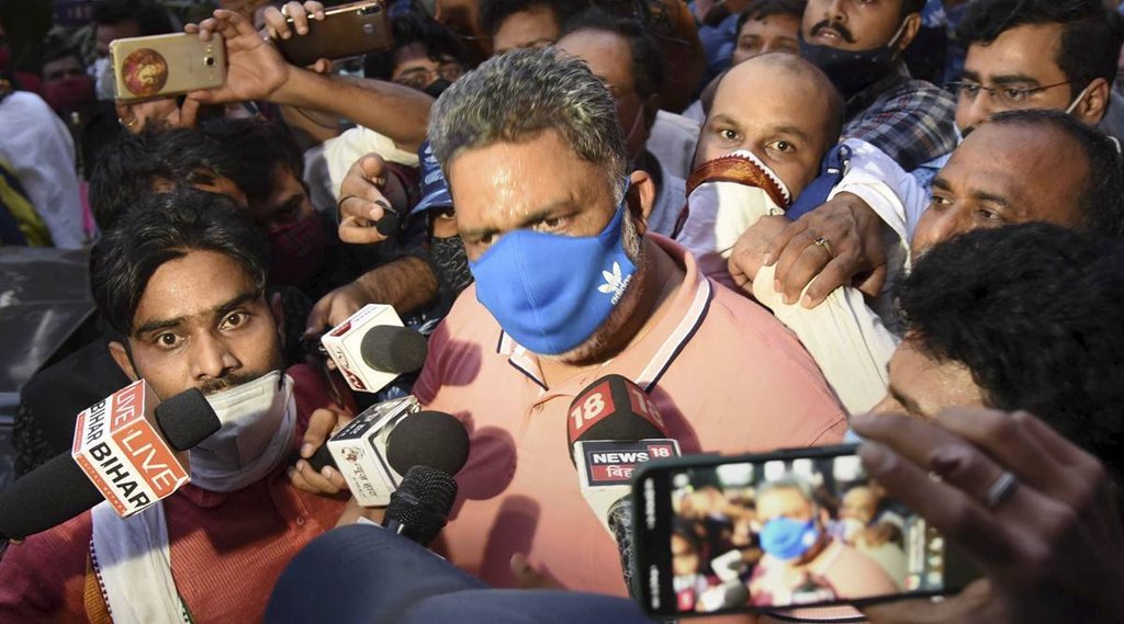 33 हजार करोड़ से महाराष्ट्र, एक लाख से कर्नाटक, मणिपुर में सिर्फ दो सीट से बना ली सरकार, भाजपा पर बरसे पप्पू यादव ने कहा- क्या ये लोकतंत्र है