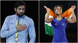 CWG 2022: कुश्ती में भारतीय पहलवानों ने रचा इतिहास, विनेश फोगाट ने लगाई गोल्ड मेडल की हैट्रिक